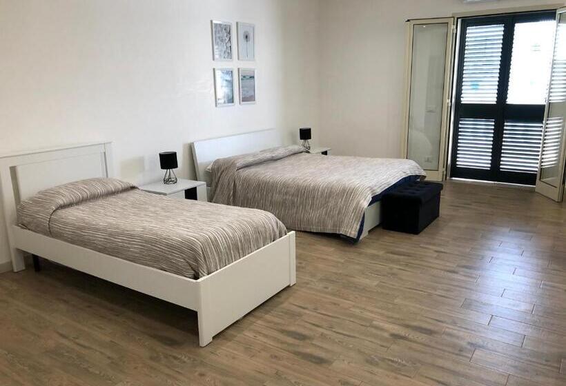 수피리어 룸, Falco D'oro