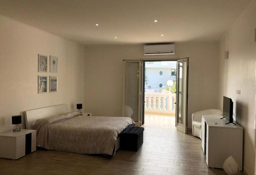 수피리어 룸, Falco D'oro