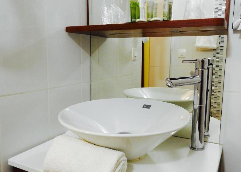 غرفة أساسية, Massilia