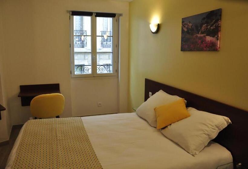 Standard Room, Massilia