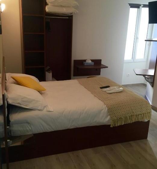 Standard Room, Massilia