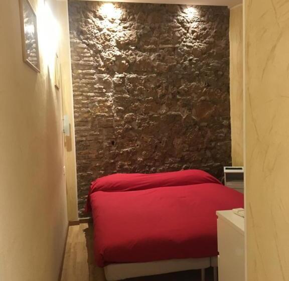 חדר אקונומי, B&b In Piazza