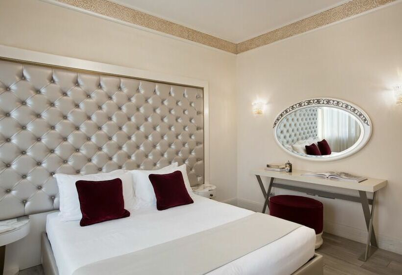 اتاق استاندارد با چشم‌انداز شهر, Suite Milano Duomo