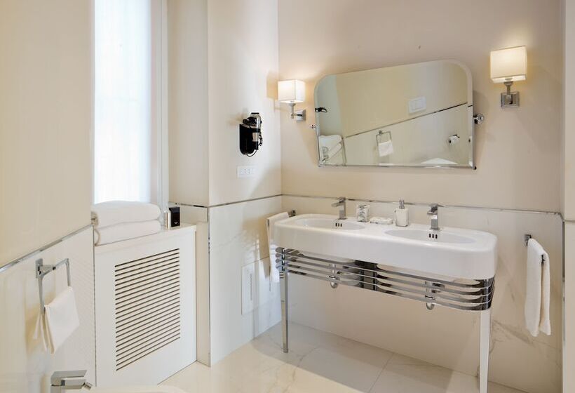 带城市景观的高级房间, Suite Milano Duomo