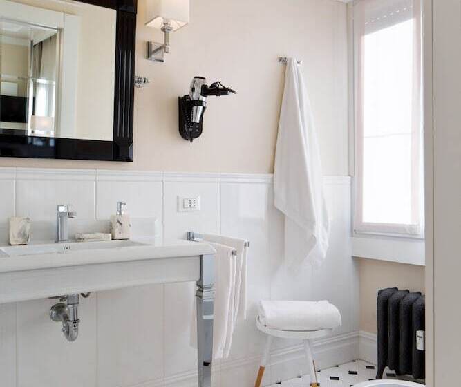 琮城市景观的豪华间, Suite Milano Duomo