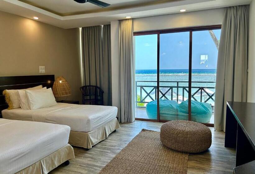 اتاق خانوادگی با چشمانداز دریا, Canopus Retreat Thulusdhoo