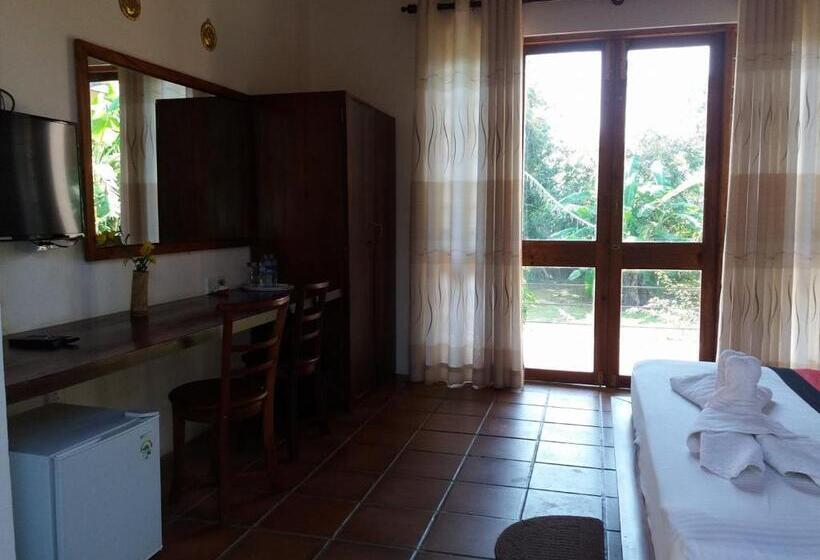 Delüks Oda, Hantara Udawalawa