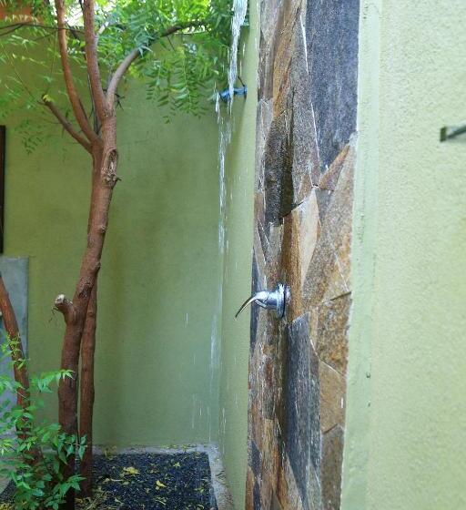 Delüks Oda, Hantara Udawalawa