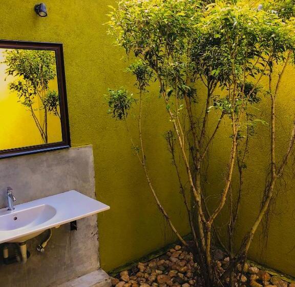 Delüks Aile Odası, Hantara Udawalawa