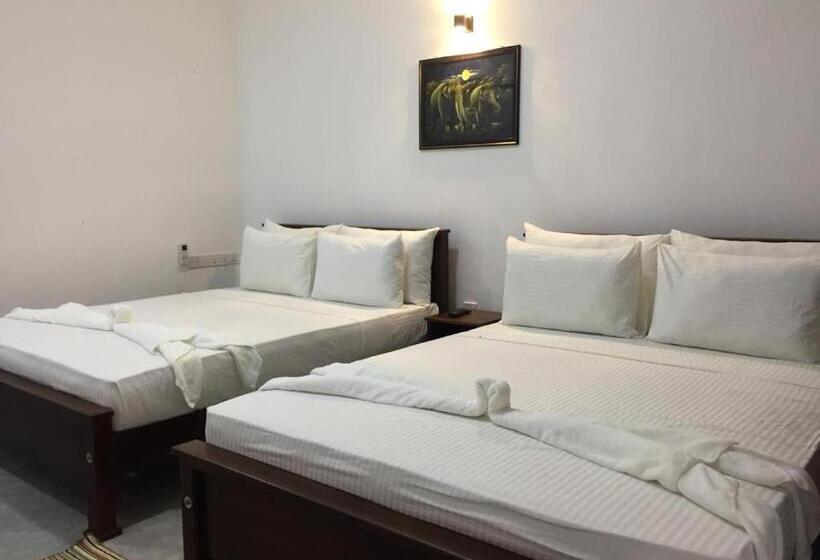 Dört Kişilik Standart Oda, Hantara Udawalawa