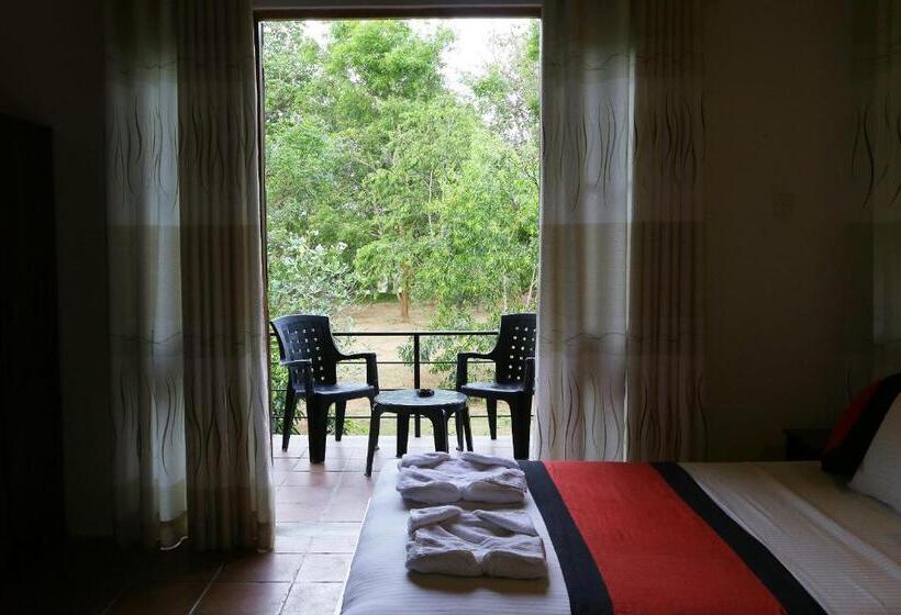 Delüks Aile Odası, Hantara Udawalawa