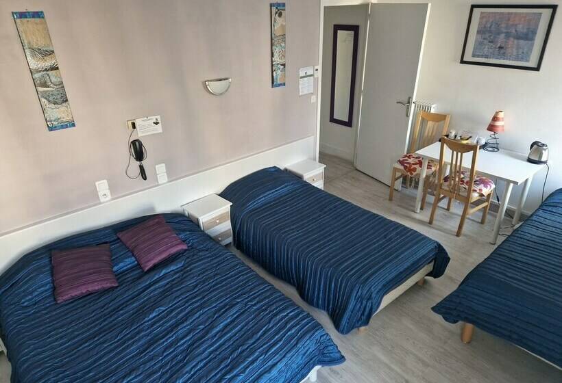 ファミリールーム, Hôtel Du Commerce