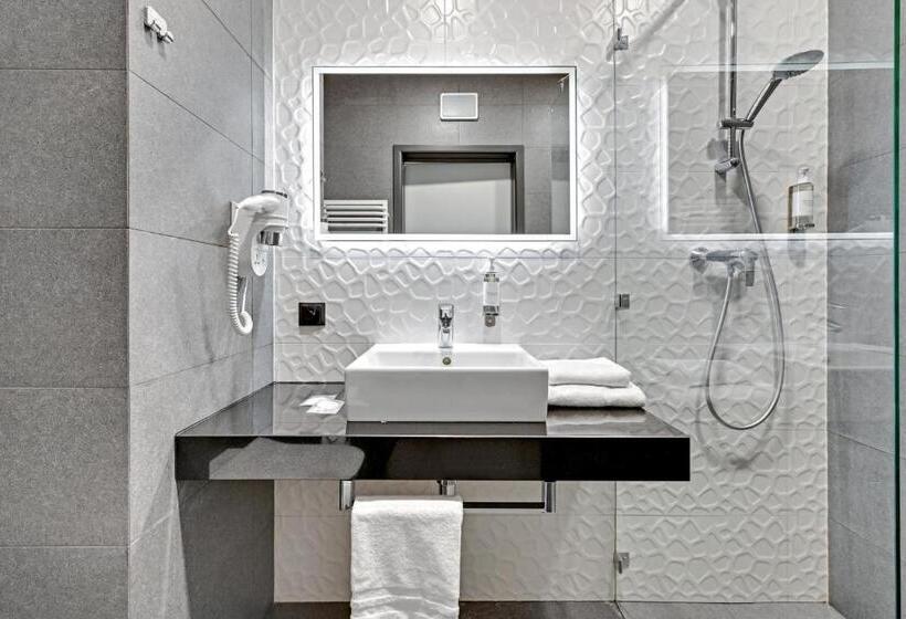 إستوديو ديلوكس, Number One By Grano Gdańsk