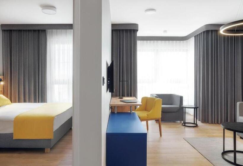 إستوديو ديلوكس, Number One By Grano Gdańsk