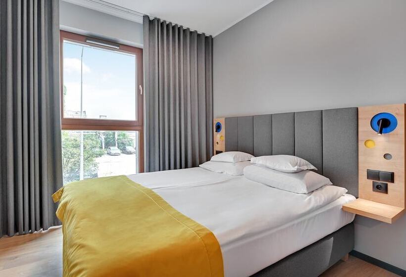 إستديو عائلى, Number One By Grano Gdańsk