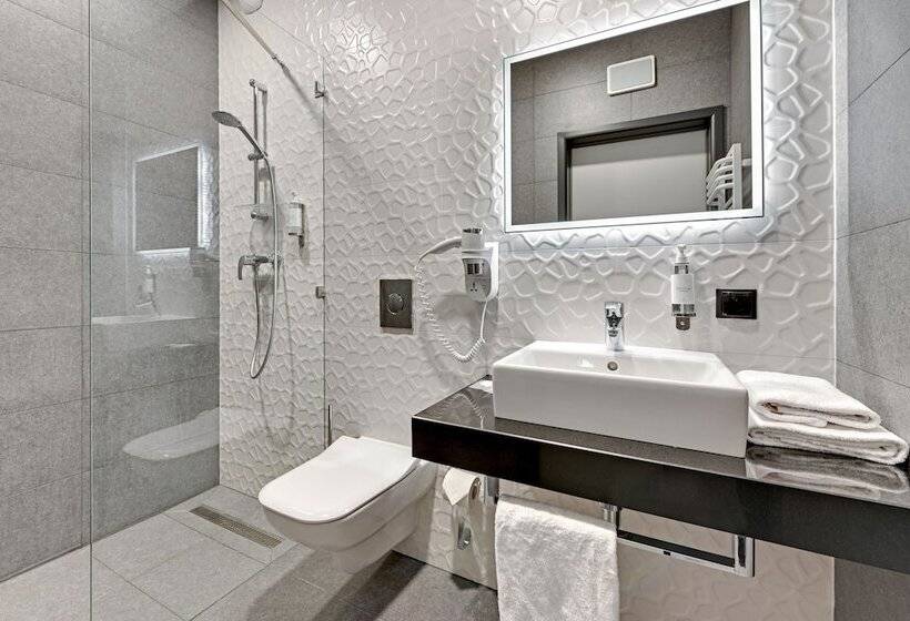 إستوديو ديلوكس, Number One By Grano Gdańsk