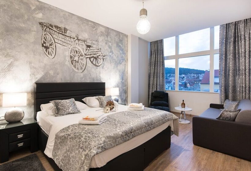 디럭스 스위트, Prima Luce Downtown