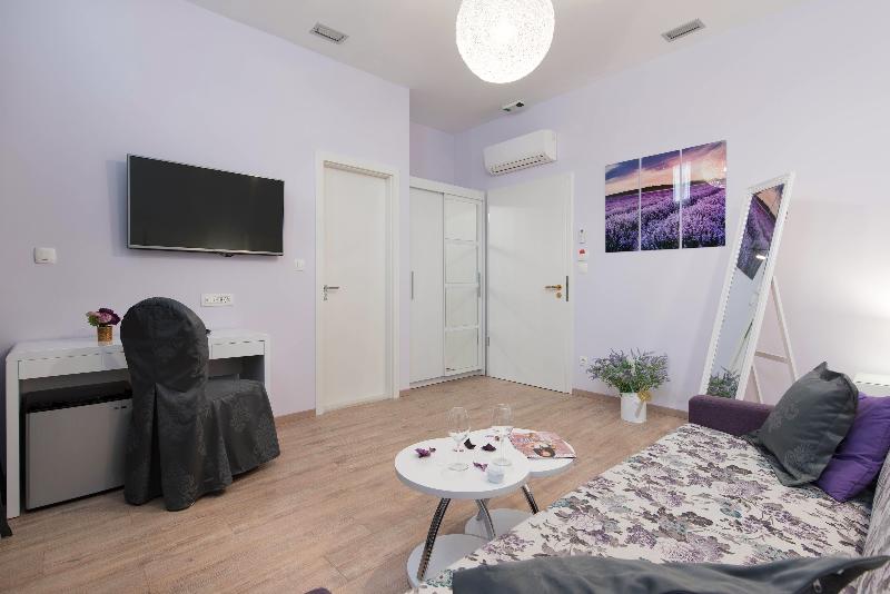 디럭스 트리플 룸, Prima Luce Downtown