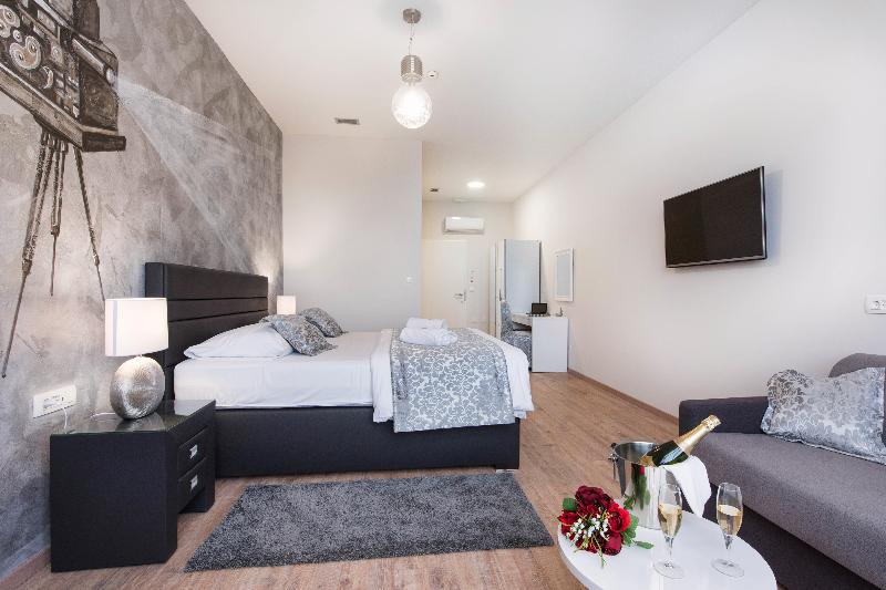 디럭스 스위트, Prima Luce Downtown