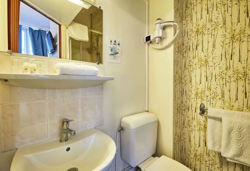 标准间, Saint Etienne