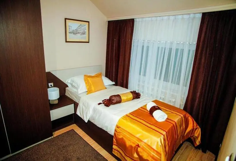 اتاق استاندارد یک نفره, Motel Korzo