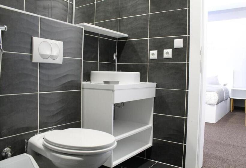 اتاق استاندارد, Motel Korzo