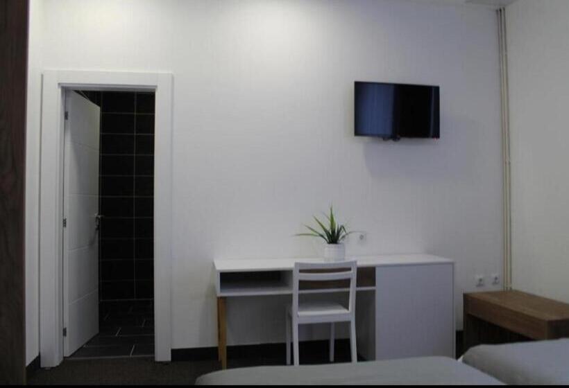 اتاق استاندارد, Motel Korzo