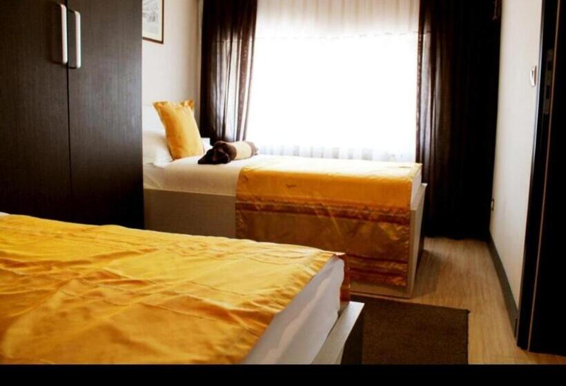 اتاق استاندارد سه نفره, Motel Korzo