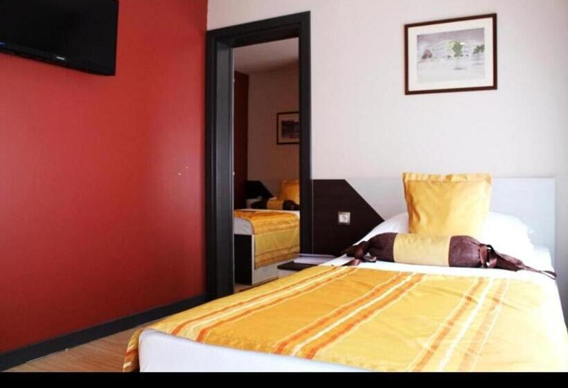 اتاق استاندارد سه نفره, Motel Korzo