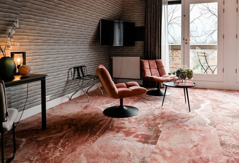 סוויטה, Slot Hotel Schagen