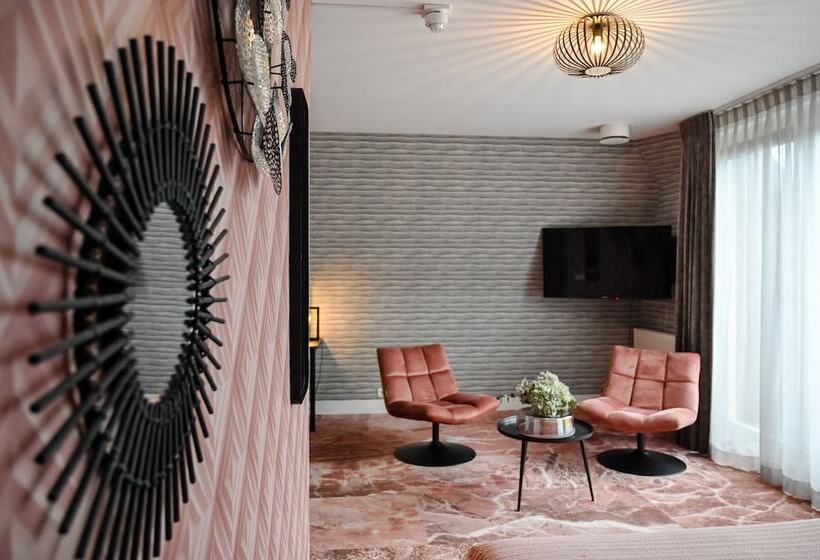 סוויטה, Slot Hotel Schagen