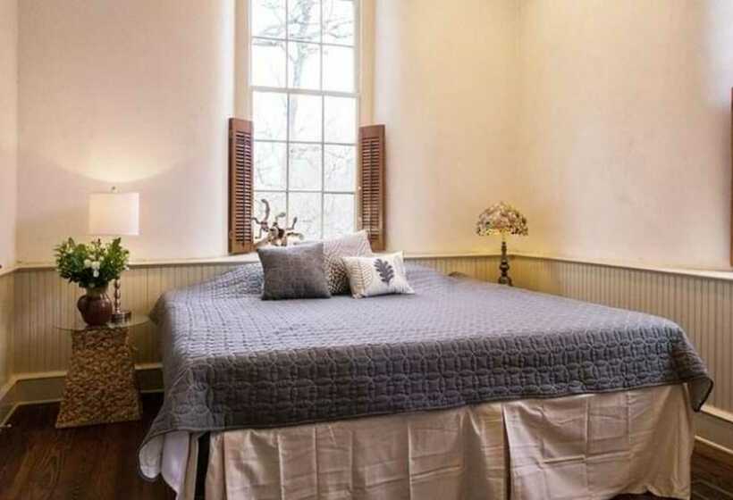 Номер Стандарт, The Buck School Inn