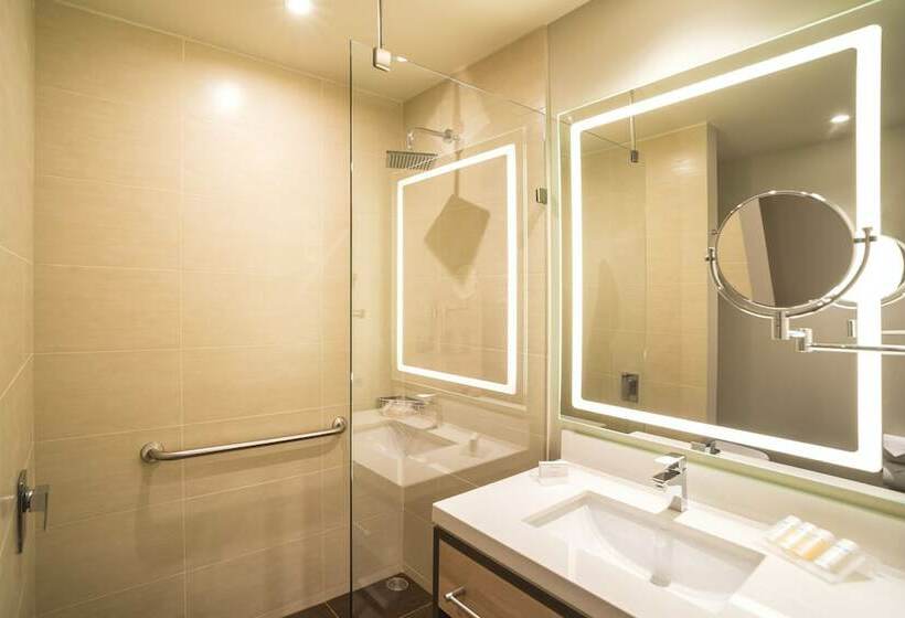 Habitació Estàndard 2 Llits Matrimoni, Hilton Garden Inn Bogota Airport
