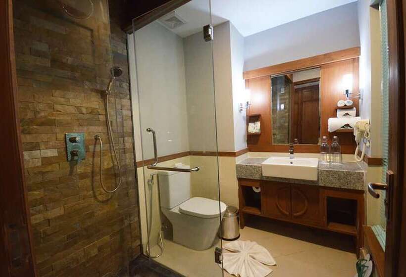 اتاق رویال, Nyaung Shwe City