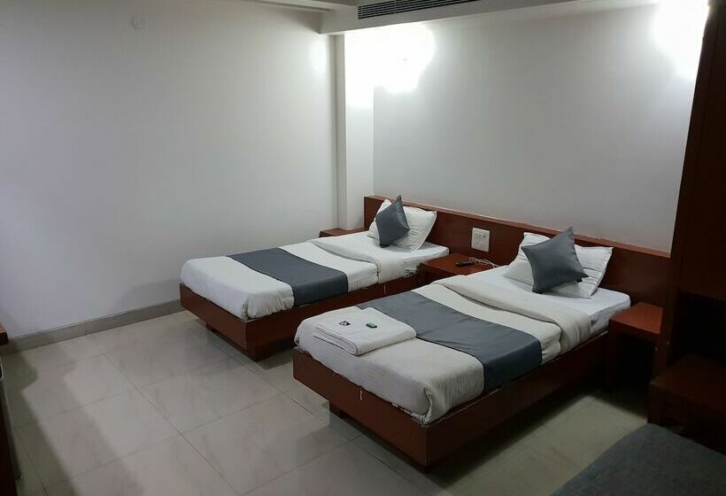 豪华房间, Pleasure Inn