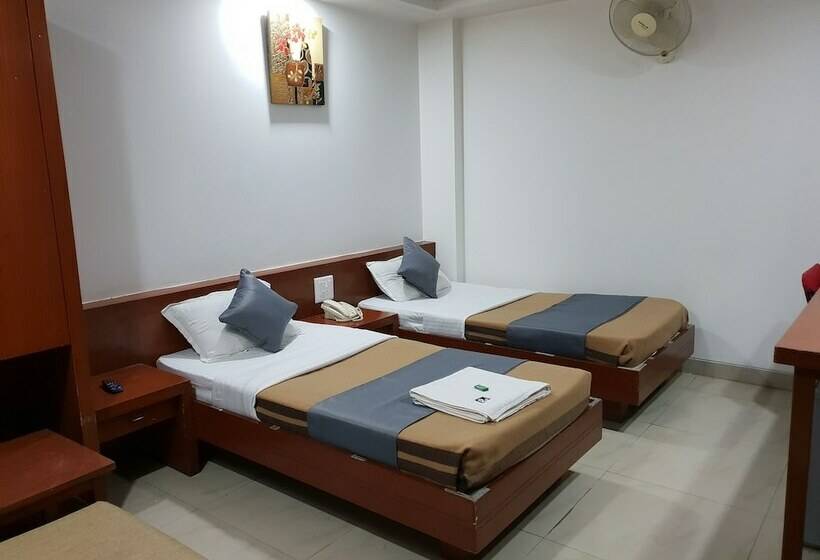Номер Deluxe, Pleasure Inn