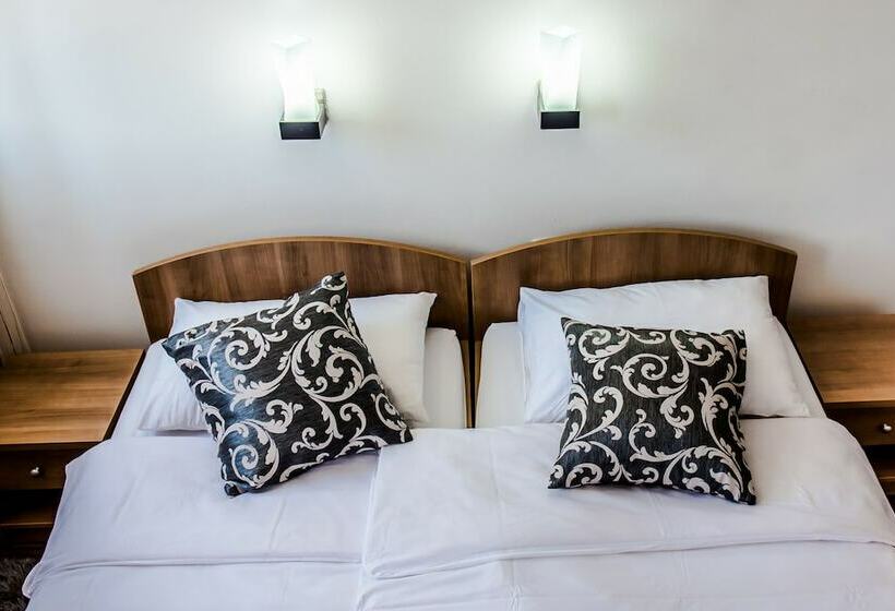 اتاق استاندارد, Villa Monako