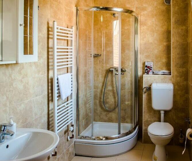 اتاق استاندارد, Villa Monako