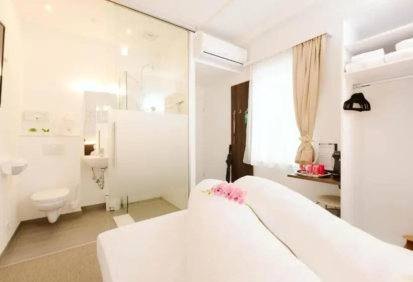 ベーシックルーム, Velden24   Create Your Own Stay