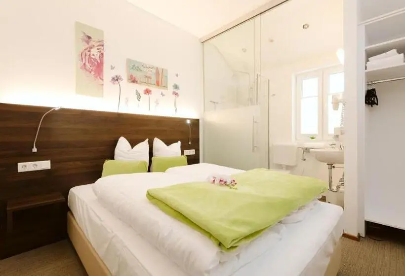 ベーシックルーム, Velden24   Create Your Own Stay