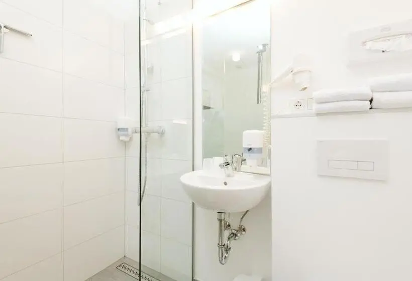 ベーシックルーム, Velden24   Create Your Own Stay