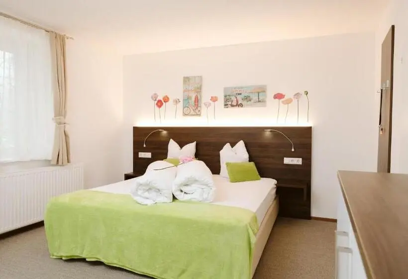 スーペリアールーム, Velden24   Create Your Own Stay