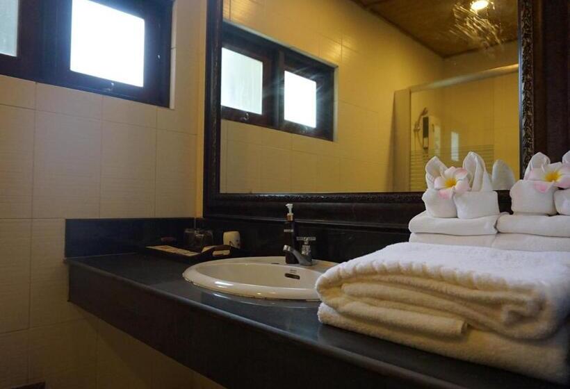 Quarto Quádruplo Estandar Vista Mar, Racha Island Resort