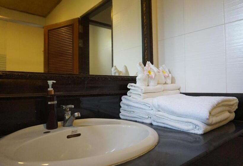 Quarto Quádruplo Estandar Vista Mar, Racha Island Resort