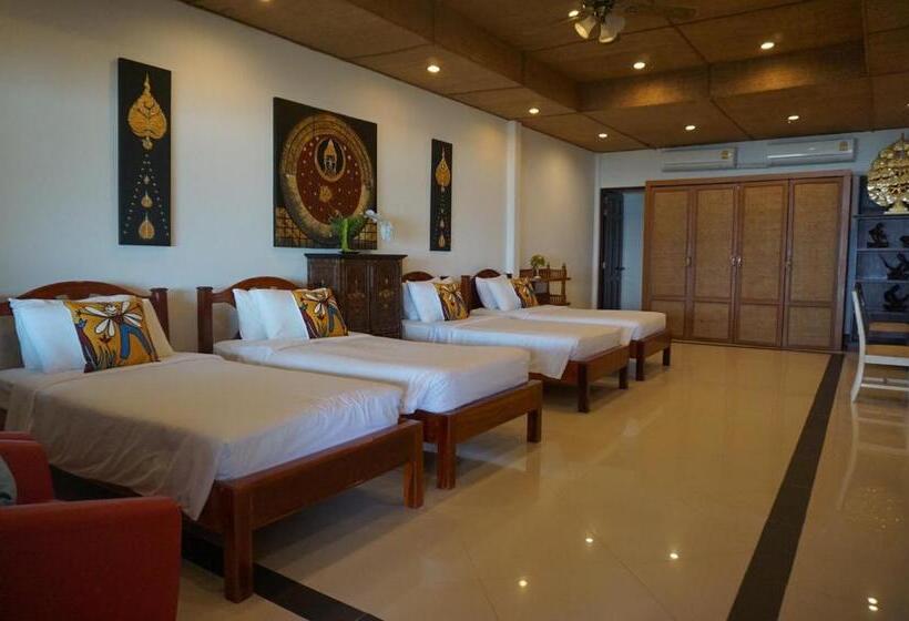 اتاق استاندارد چهار تخته با چشم‌انداز دریا, Racha Island Resort