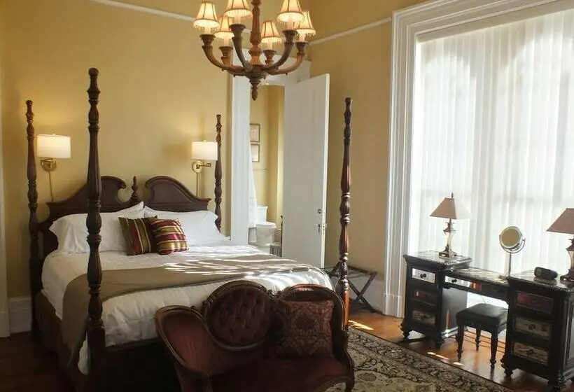 デラックススイート, The Pepin Mansion B&b On Mansion Row   10 Min To Start Of The Bourbon Trail