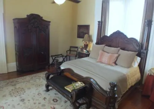 キングサイズベッドのデラックススイート, The Pepin Mansion B&b On Mansion Row   10 Min To Start Of The Bourbon Trail