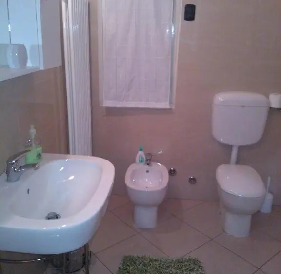 آپارتمان 1 خوابه, B&b In Arena L' Opera