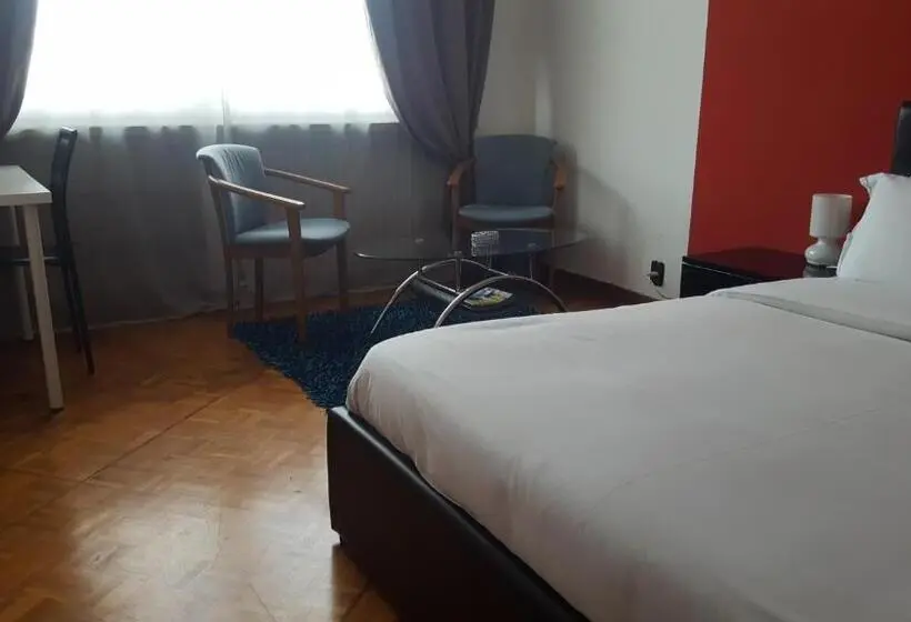 اتاق استاندارد با سرویس بهداشتی مشترک, B&b In Arena L' Opera