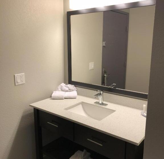 غرفة قياسية سرير كينج, Baymont By Wyndham Moses Lake